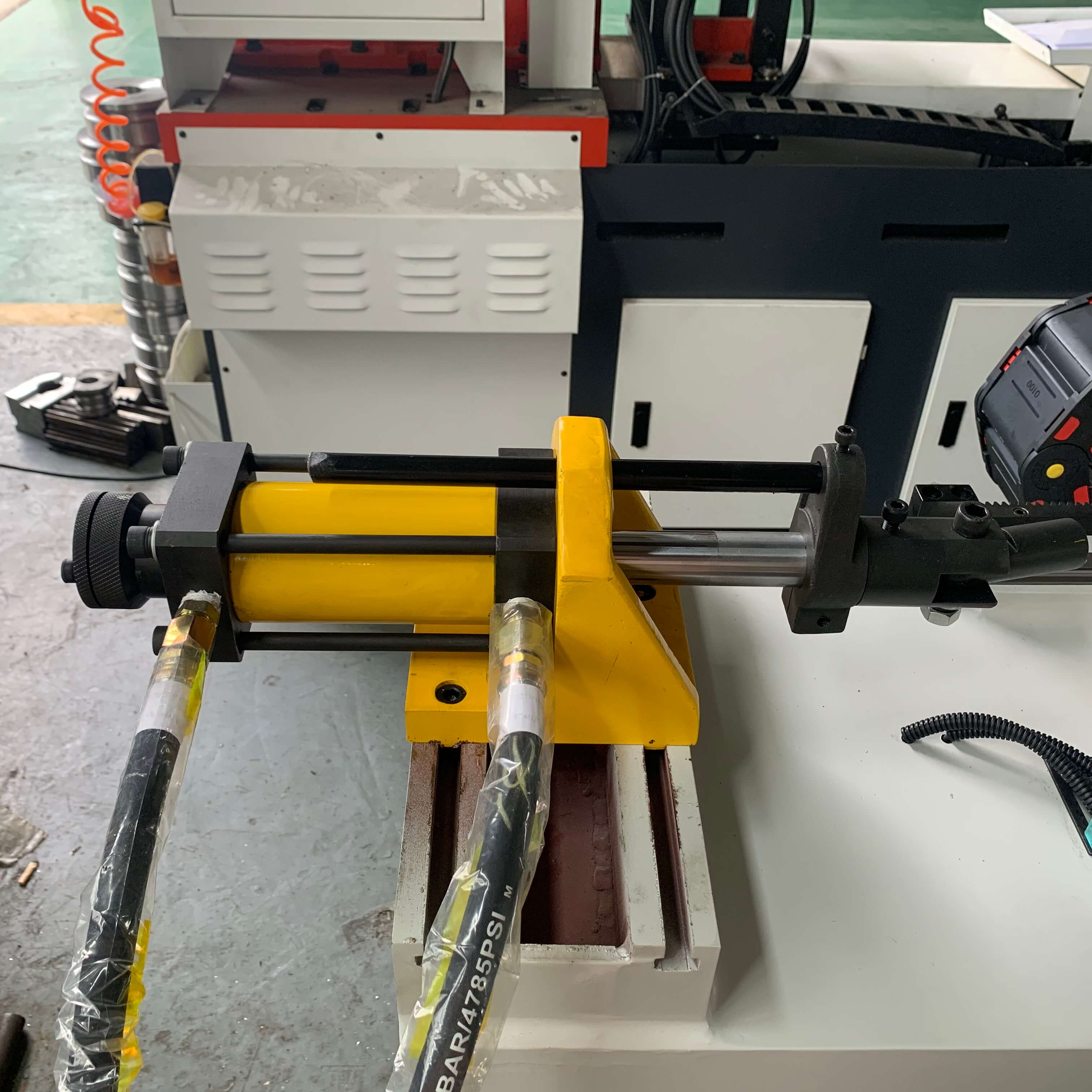 Industrial CNC tube bender with 500 program storage for long pipe mass production