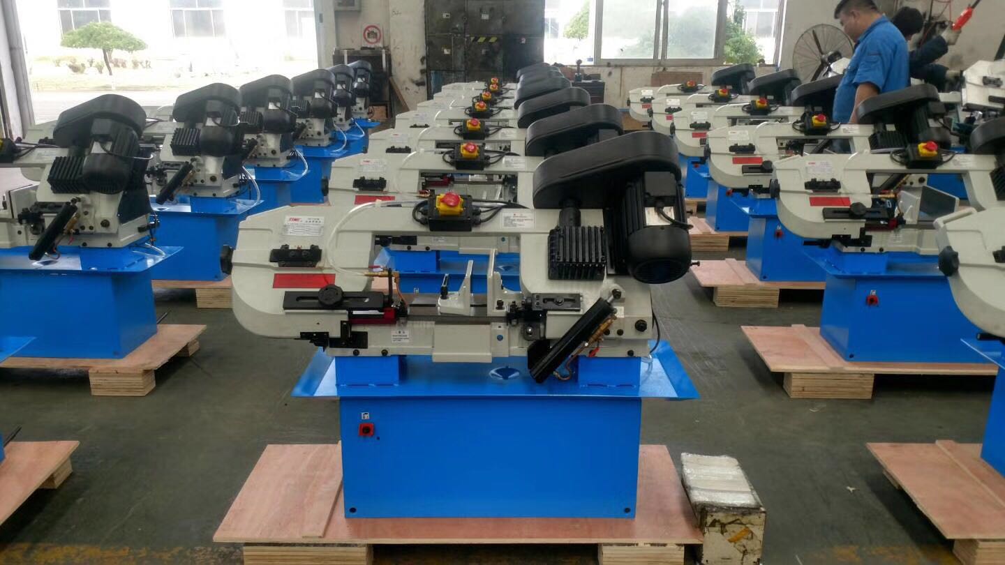 MFG BS-180G Gear Drive Horizontal Miter Bandsaw