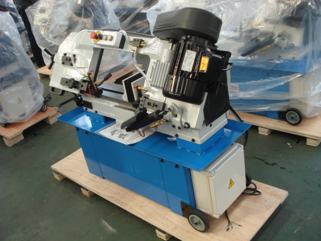 Versatile 9-Inch Capacity Cutting Solution with Hydraulic Descent & High Mobility