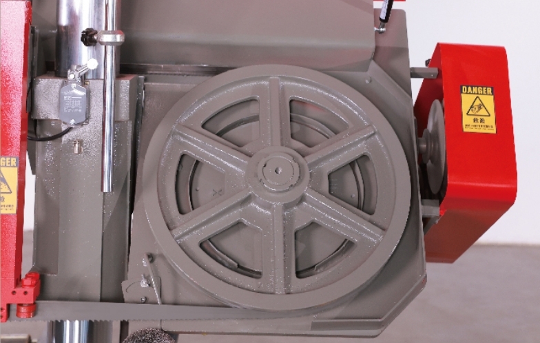 Hydraulic manual clamping metal billet saw