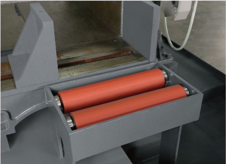 MFG HX-33/42S is an advanced semi-automatic horizontal metal band saw