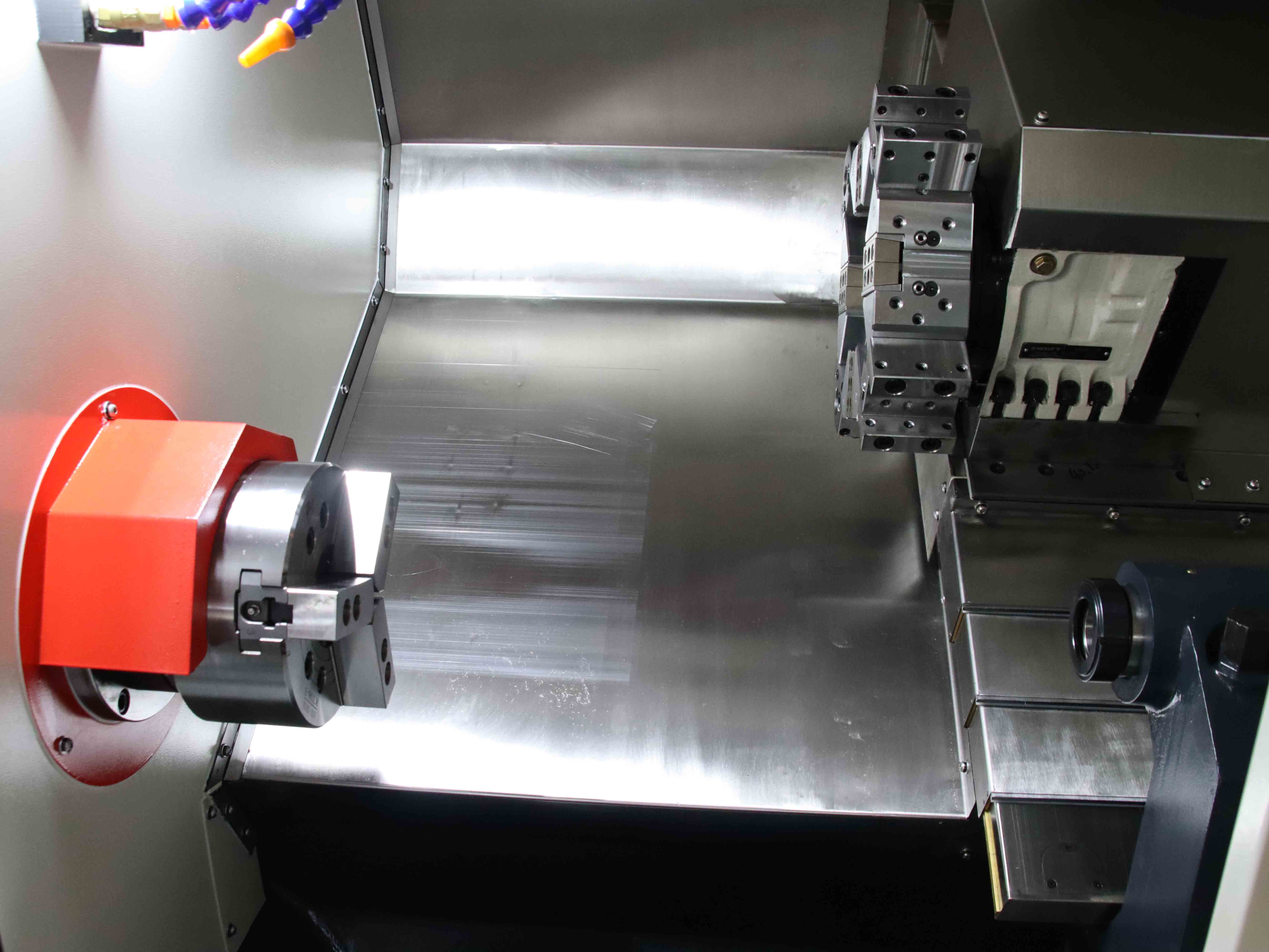 True Slant Bed, 8-Station Servo Turret & Constant-Temp Assembly for Precision High-Speed Turning