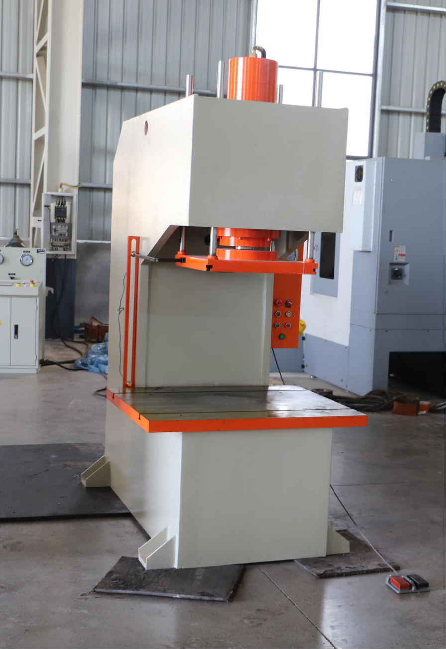 c-frame-hydraulic-press.png