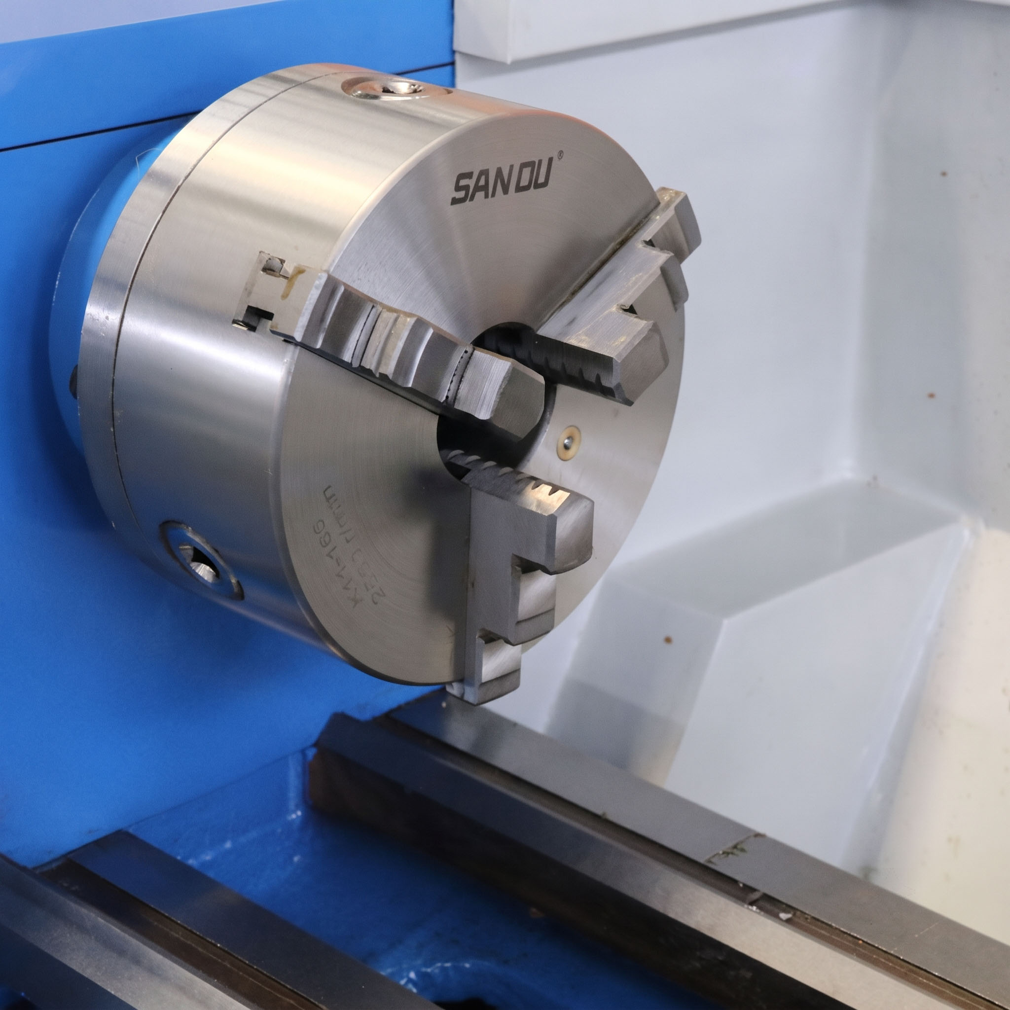 Automatic Feeds with Safety Interlock: