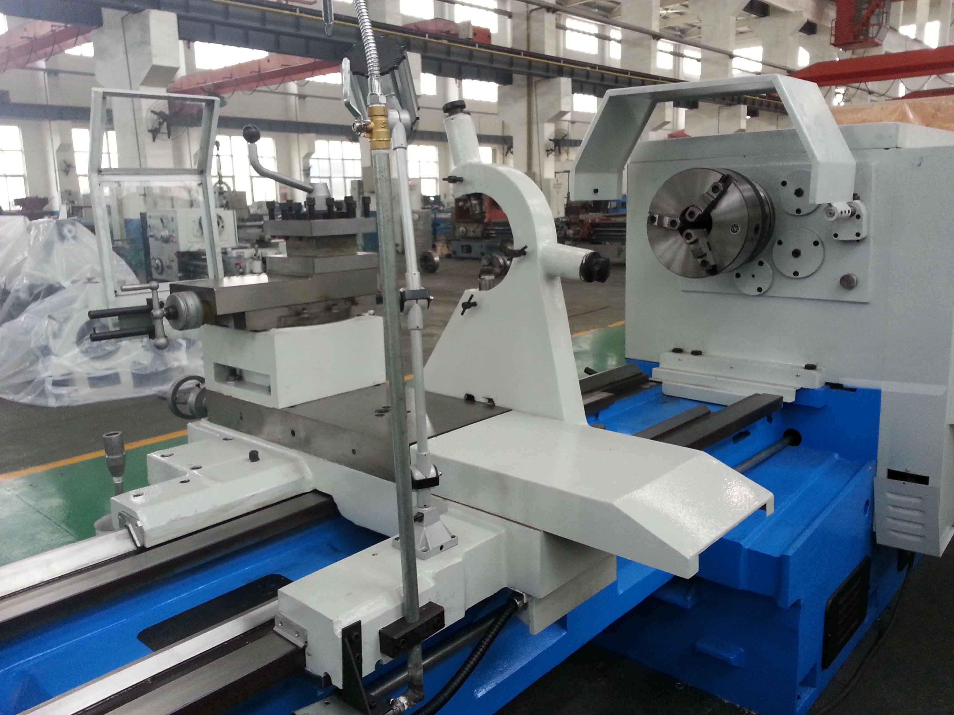 CW61100E is a premium heavy-duty horizontal lathe built for extreme material removal