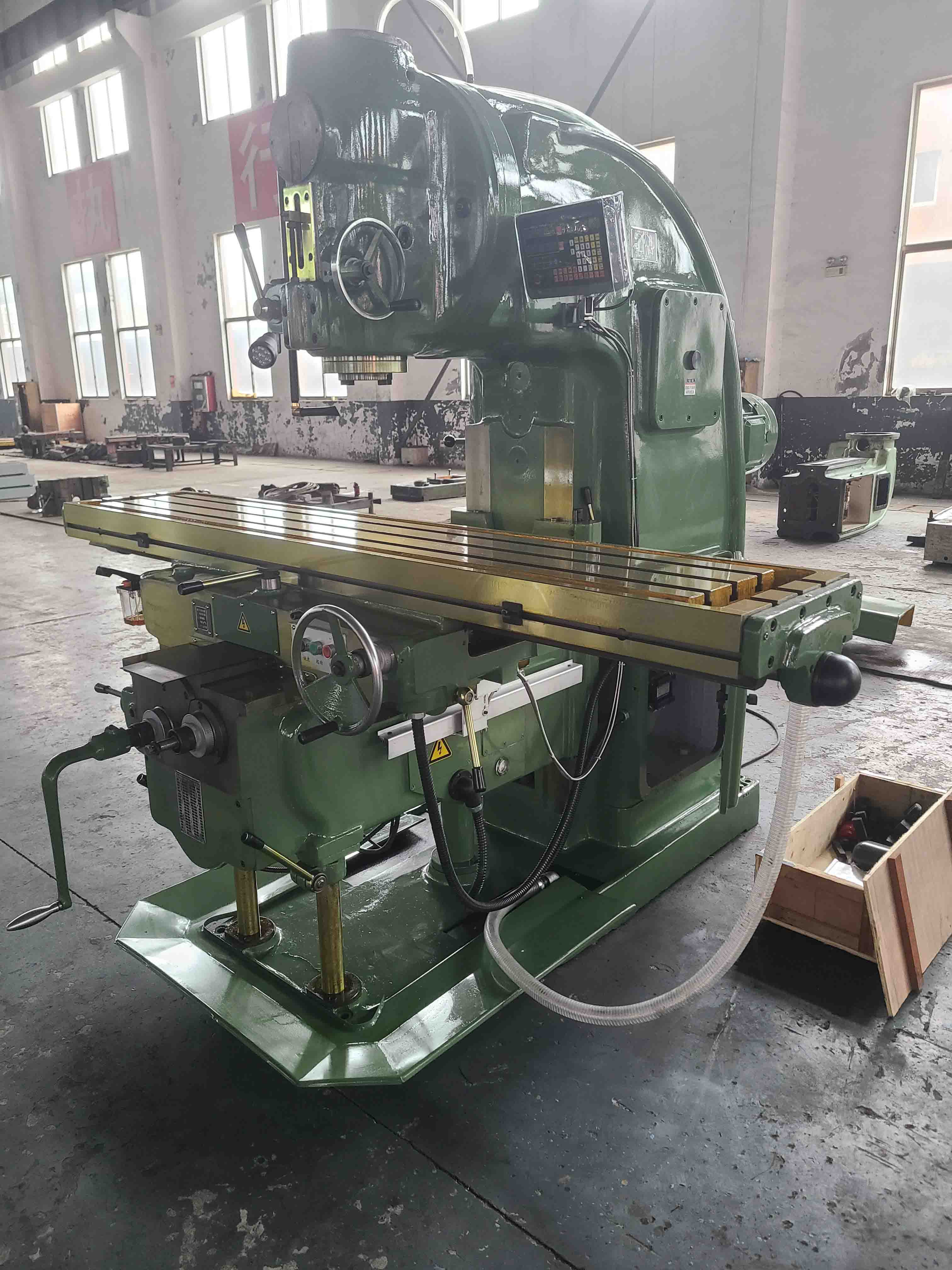 Heavy Duty ISO50 Spindle Powered by 11kW Main Motor