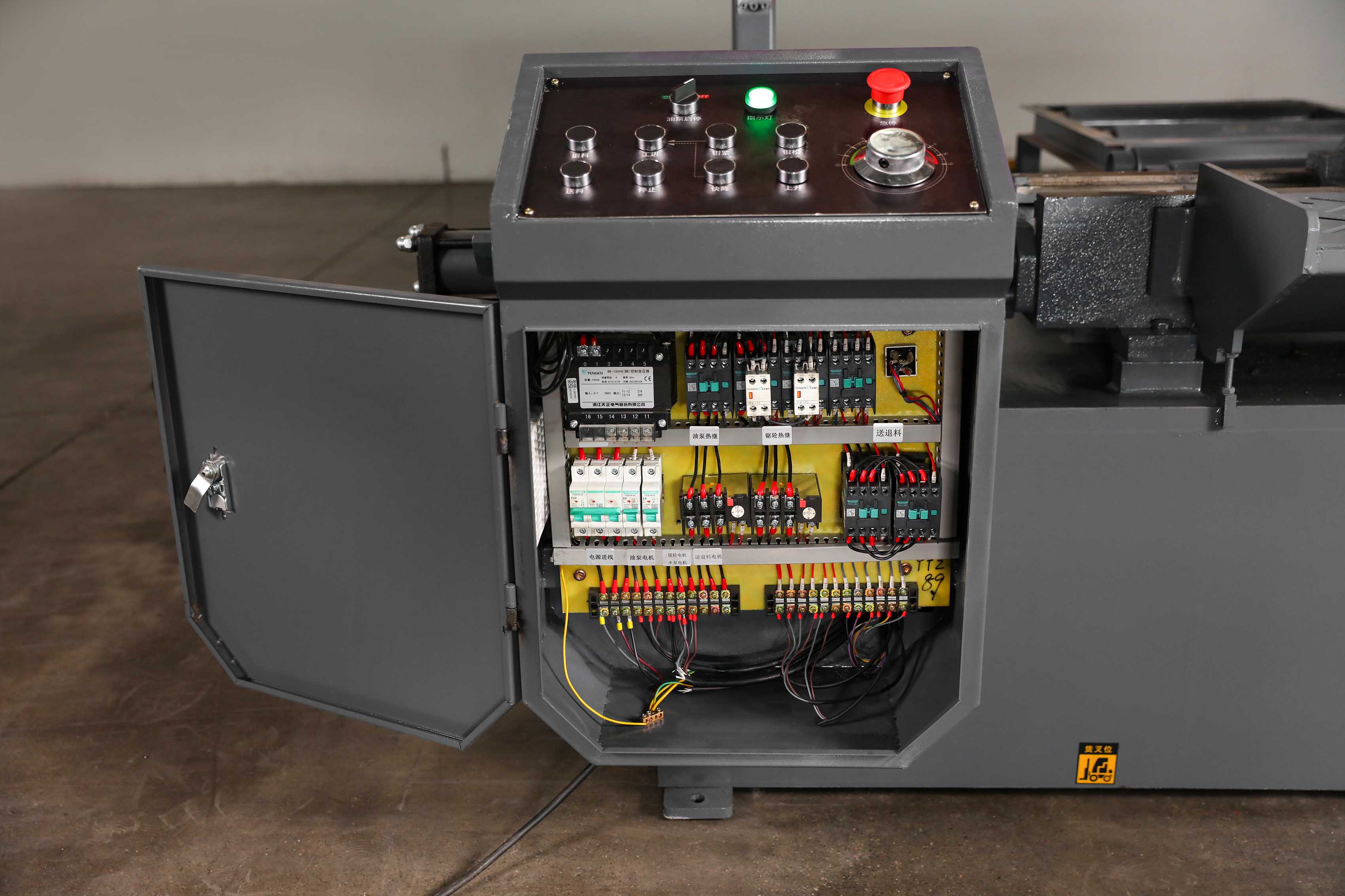 Custom feed frame industrial profile band saw