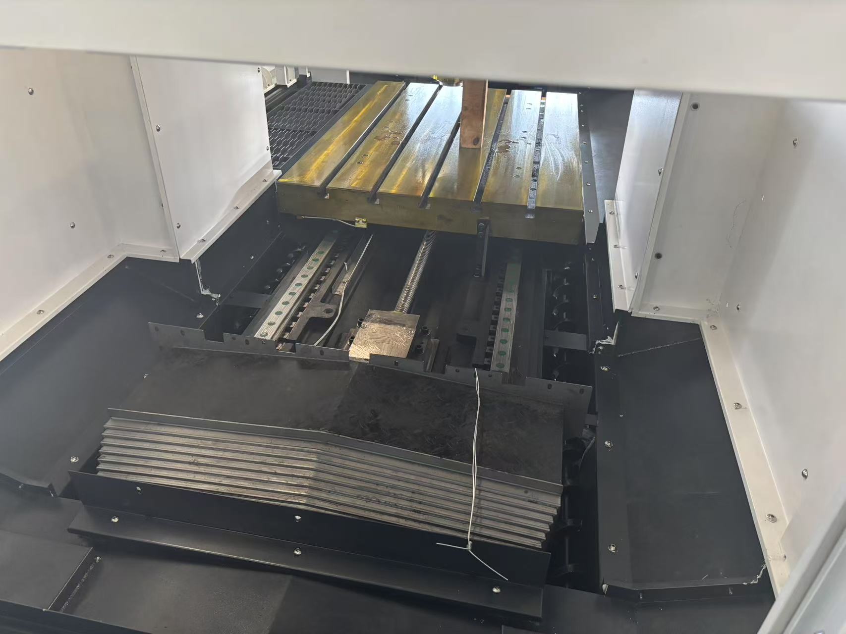 High rigidity cross beam gantry milling machine GMC1412