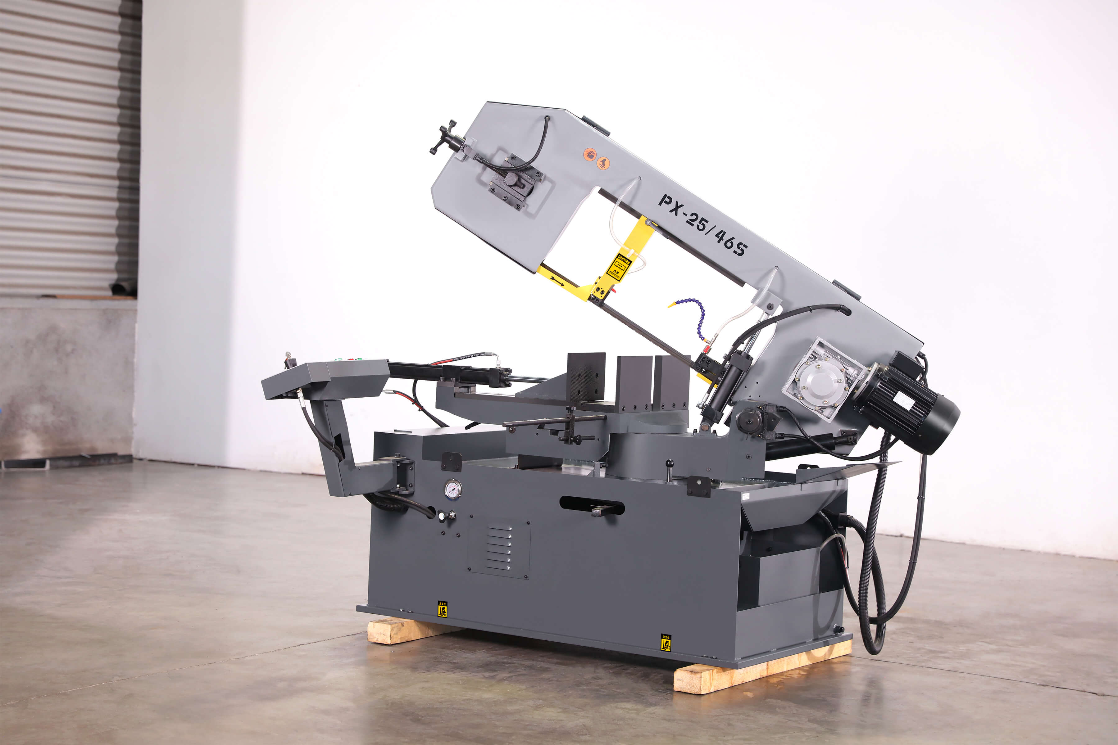 horizontal-metal-band-saw.jpg