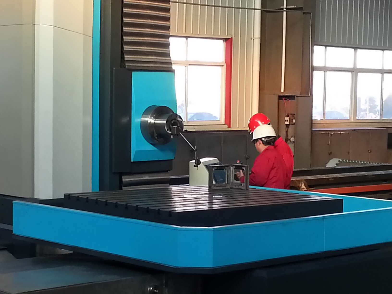 $\phi 110$ mm boring spindle ISO 50 BT50 taper hole