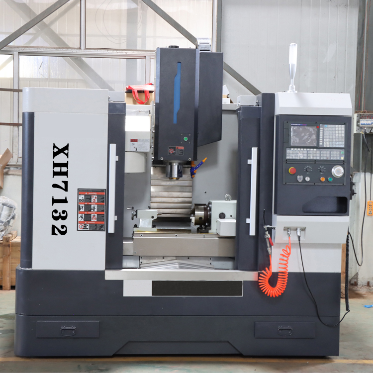 Rigid cast iron frame of XH7132 heavy duty cnc machining center