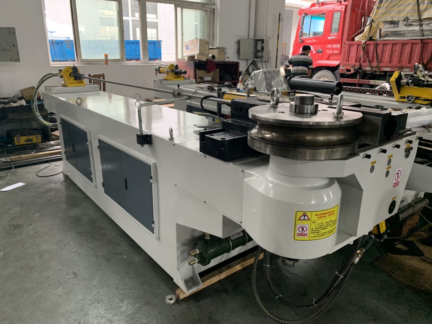 7.5KW heavy duty NC tube bender with 350mm max bending radius