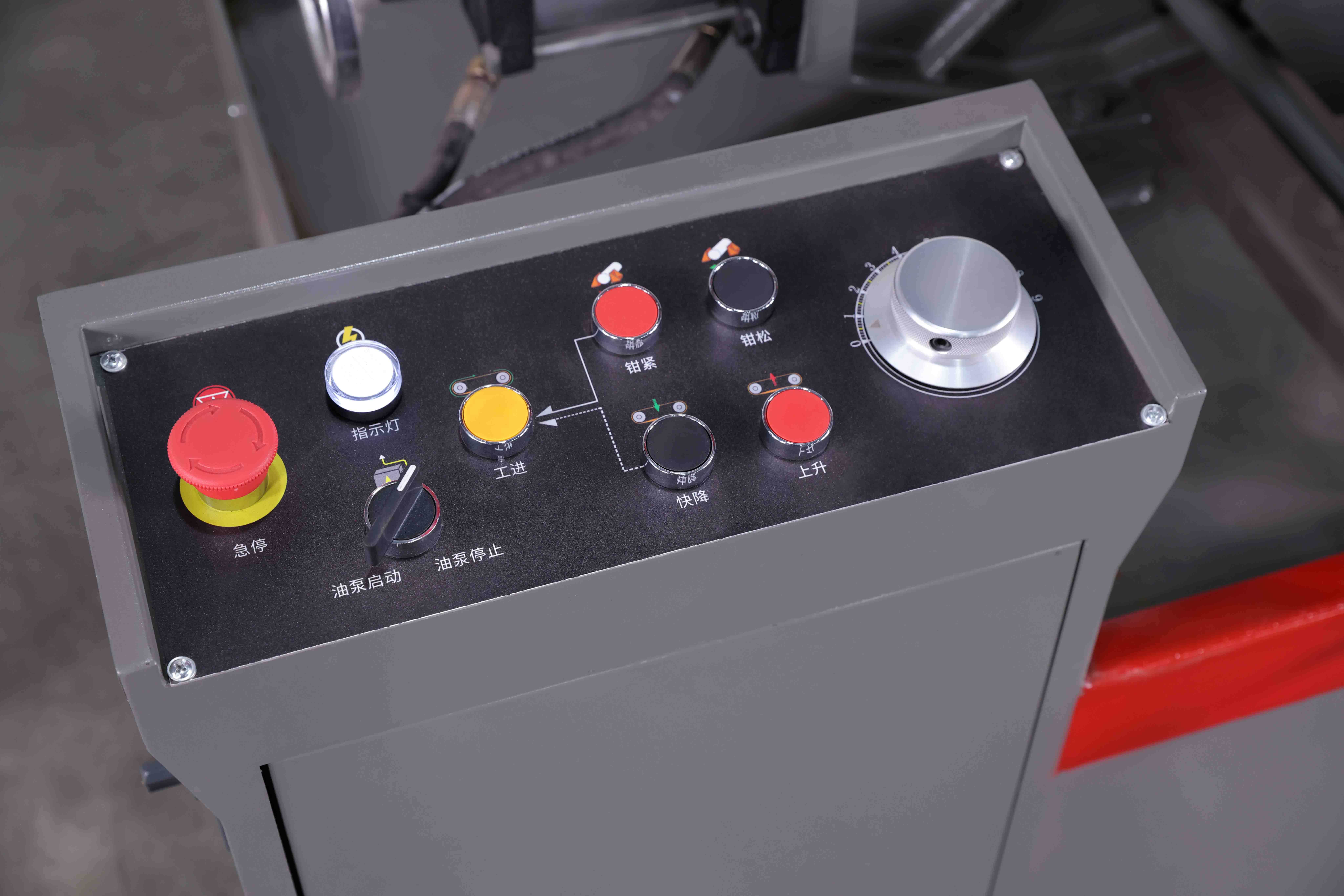 MFG P1-28S is an advanced, high-efficiency semi-automatic scissor-type (pivot-style) band saw