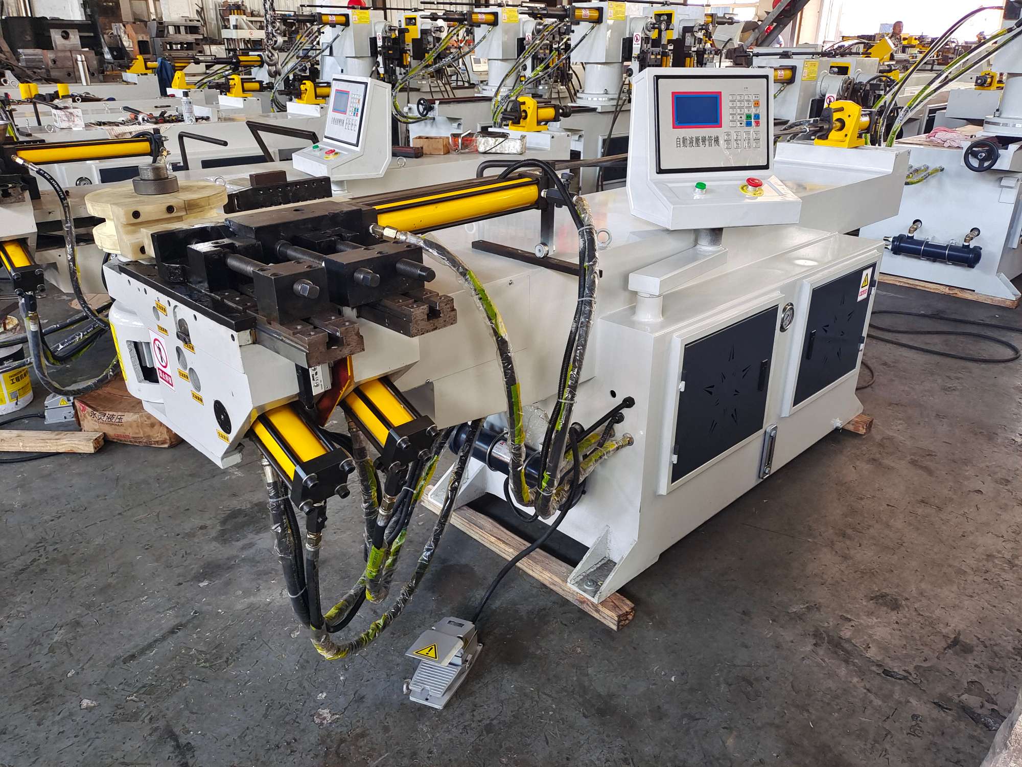 Microcomputer controlled DW50NC tube bender with 5.5KW hydraulic motor power