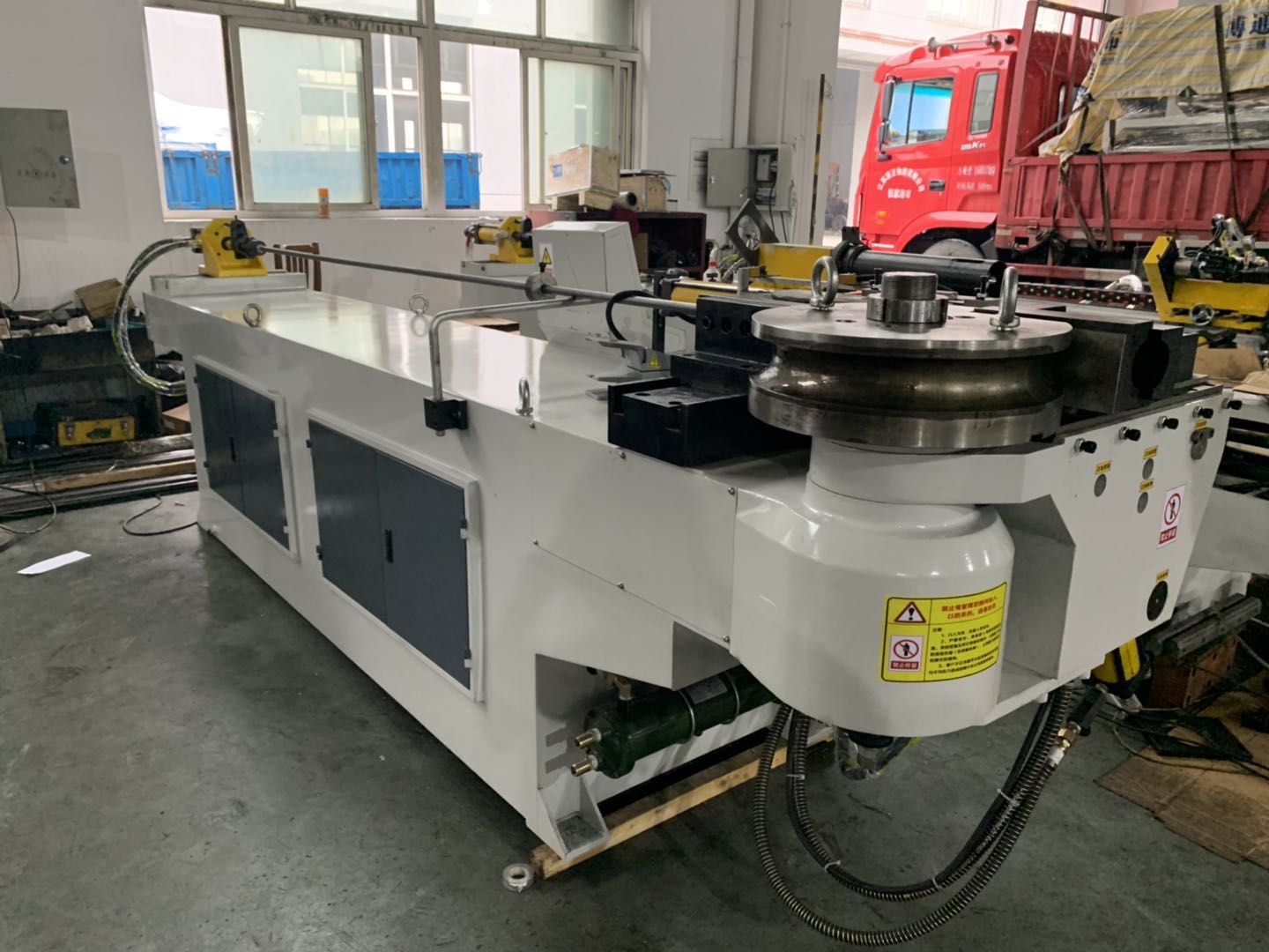 High load DW75NC pipe bending equipment with 250L large capacity oil tank
