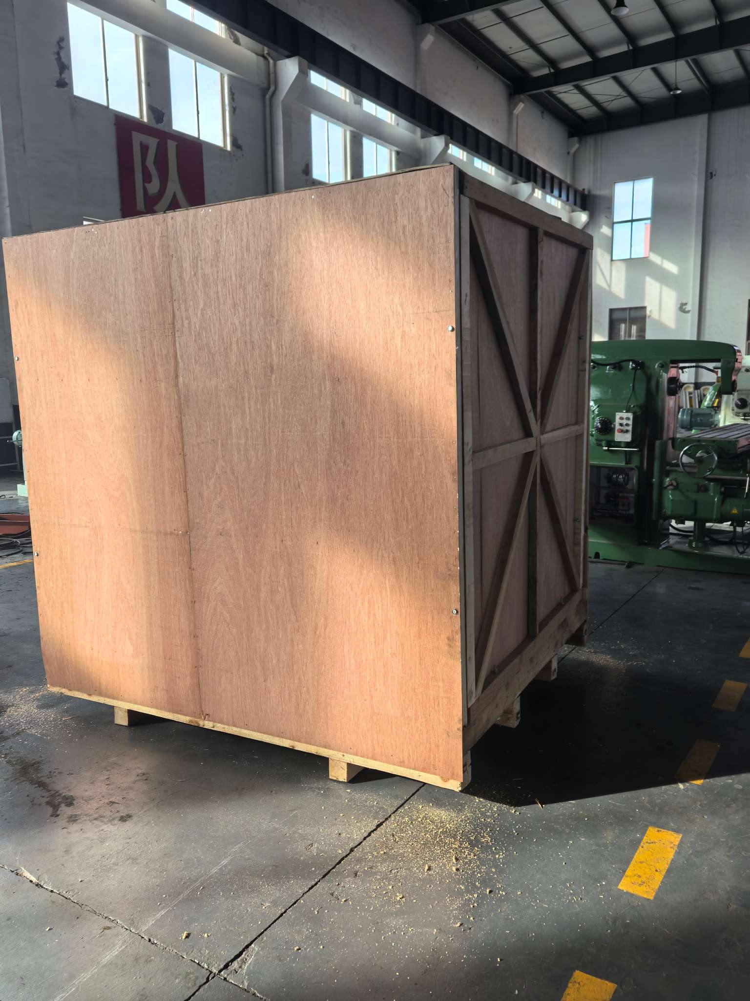 X5040 vertical lifting table milling machine wooden box package